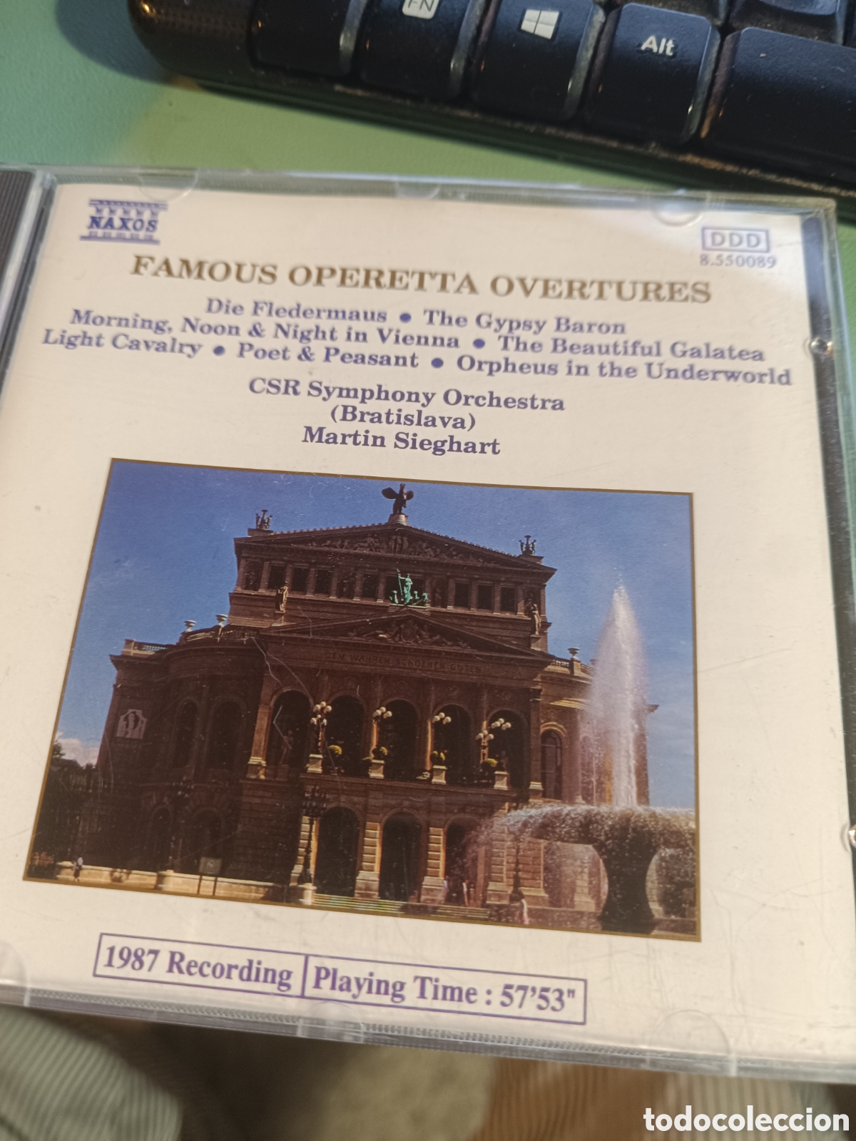 Music CDs: CSR Symphony Orchestra (Bratislava), Martin Sieghart &ndash; Famous Operetta Overtures