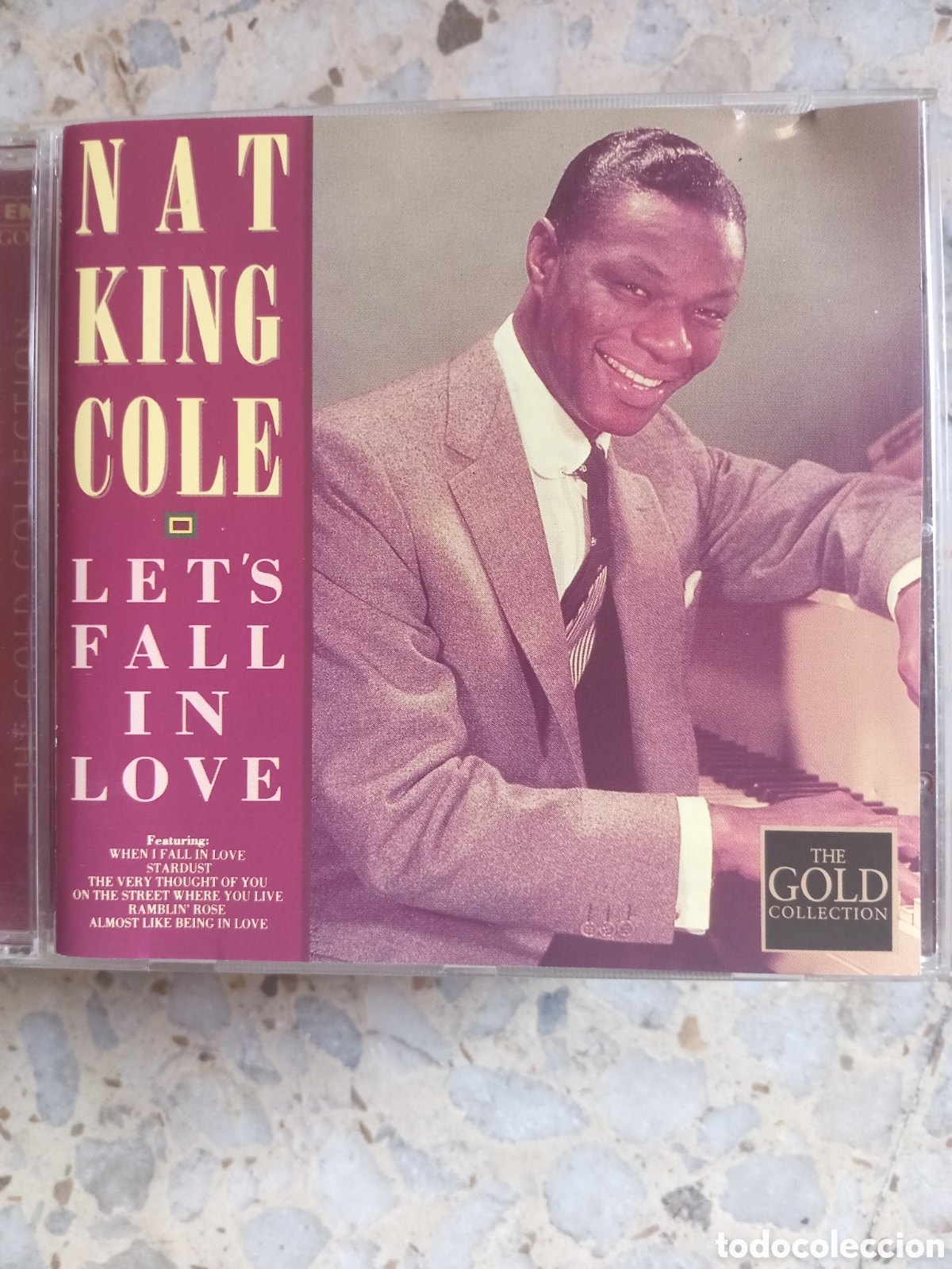 CDs de M&uacute;sica: CD NAT KING COLE LETS FALL IN LOVE