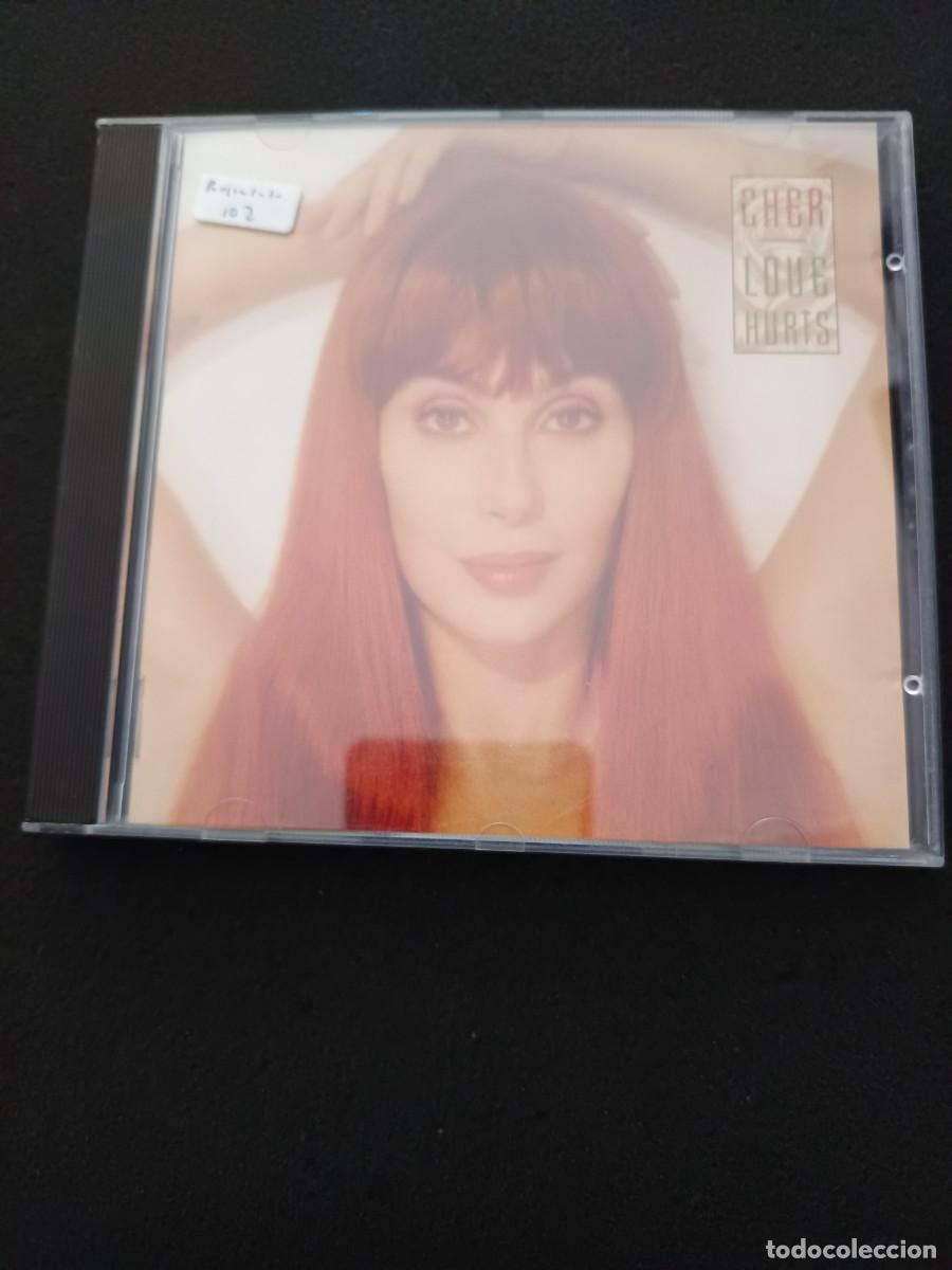 CDs de m&uacute;sica: CD. CHER. LOVE HURTS - Foto 1