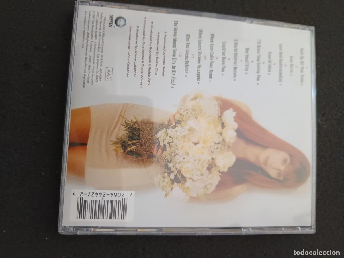 CDs de m&uacute;sica: CD. CHER. LOVE HURTS - Foto 2