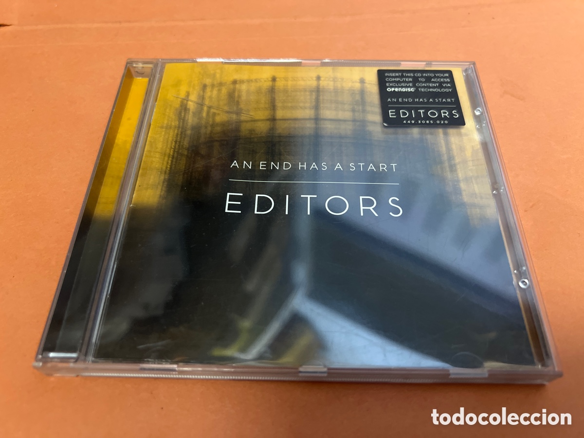 CDs de m&uacute;sica: T3/A2. Editors - An End Has A Start (CD) - Foto 1