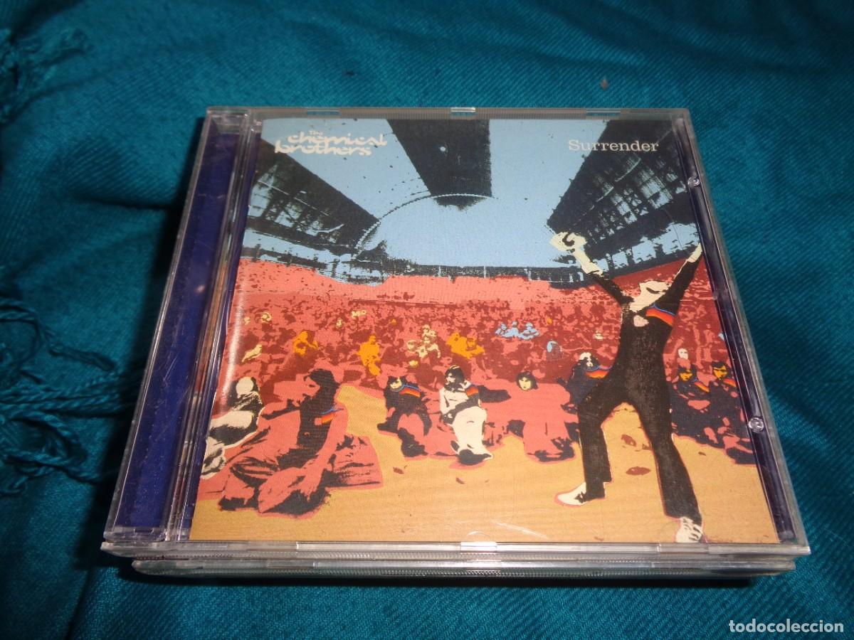 CDs de m&uacute;sica: THE CHEMICAL BROTHERS. SURRENDER. CD. IMPECABLE - Foto 1