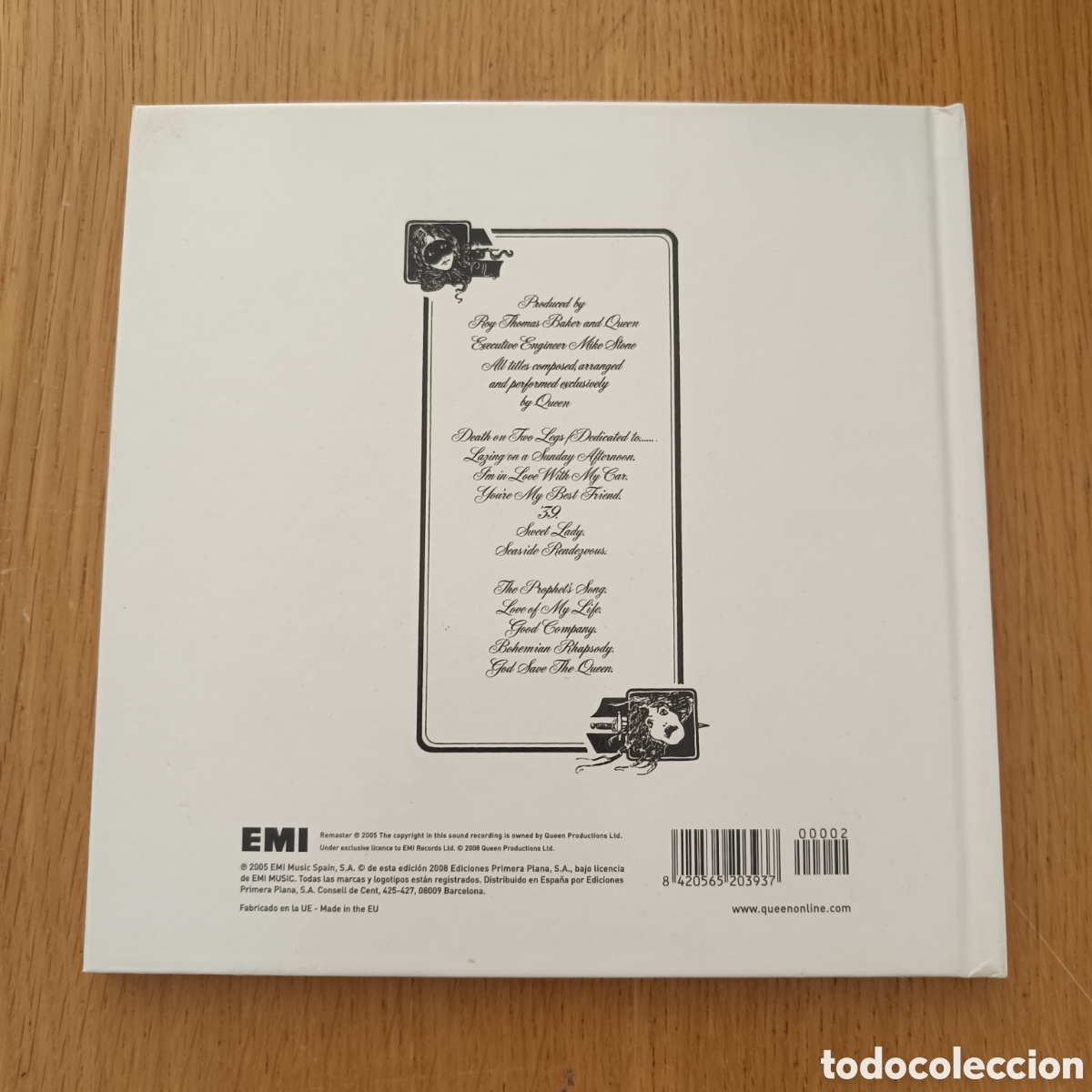 CDs de m&uacute;sica: Queen CD+Libro A Night At The Opera - Foto 2