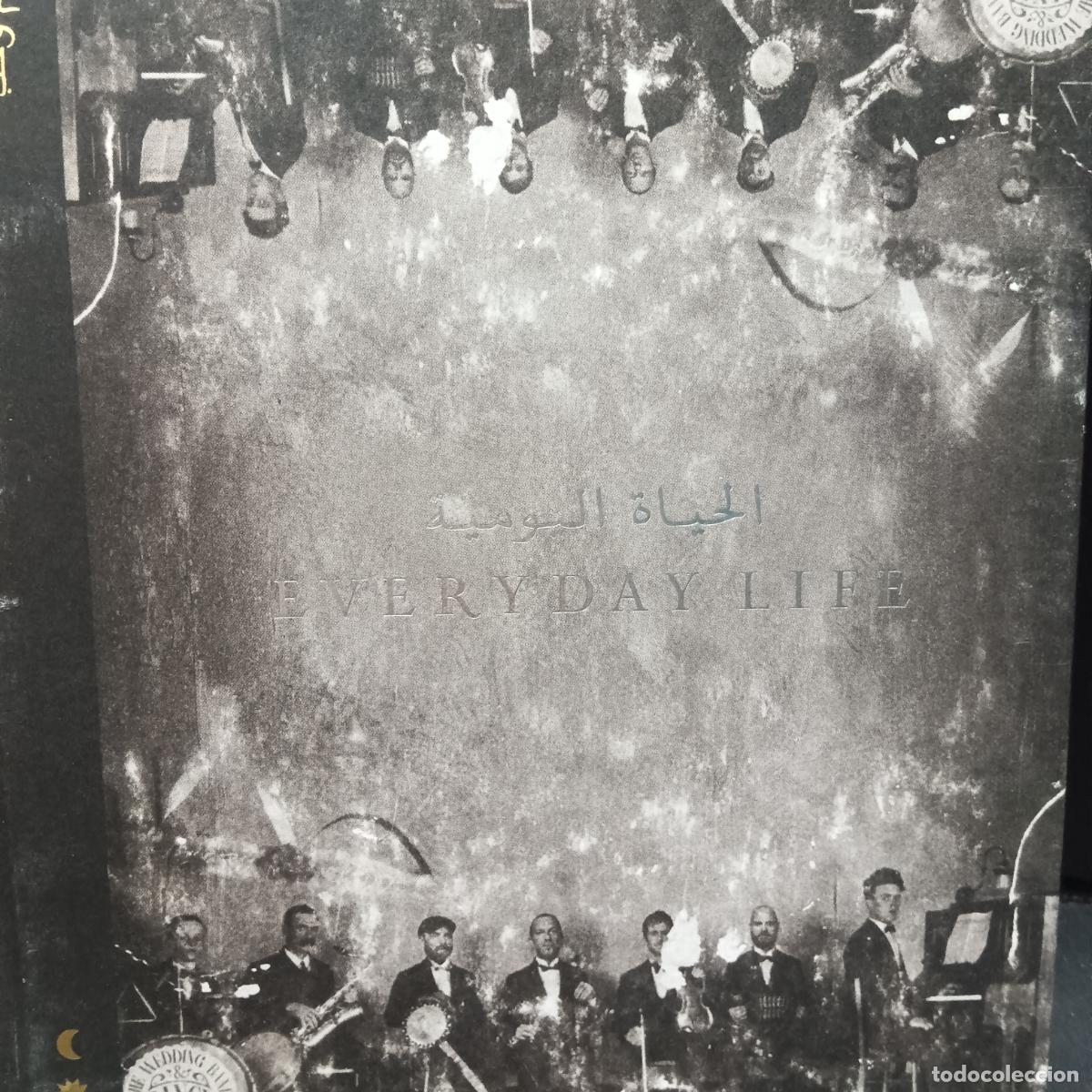 CDs de m&uacute;sica: Coldplay &ndash; Everyday Life. CD + Libro. - Foto 4