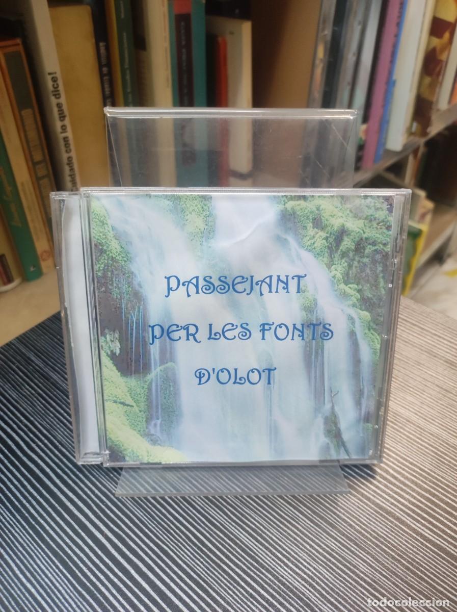 CDs de m&uacute;sica: Passejant per les fonts dOlot - Foto 1