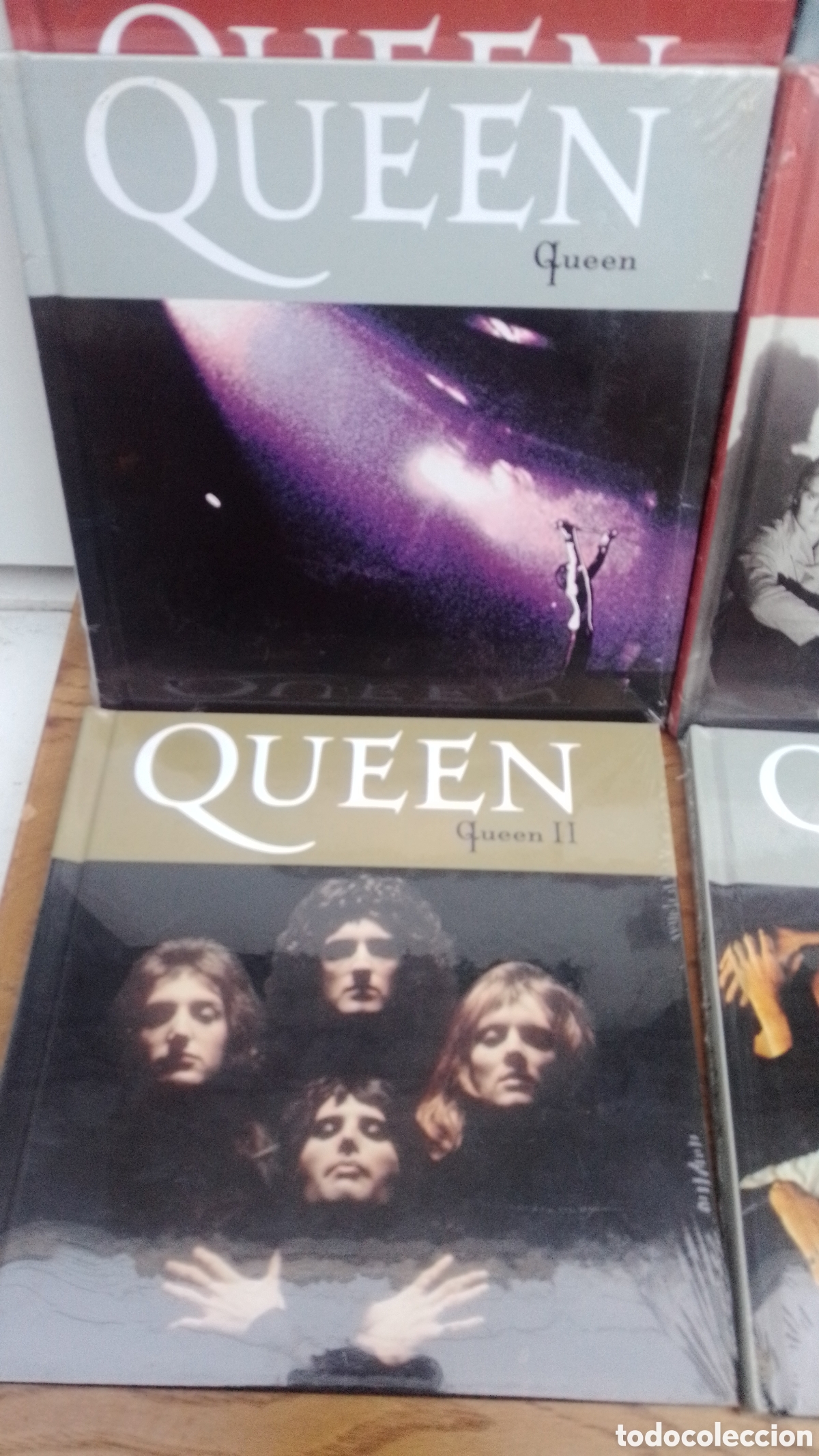 CDs de m&uacute;sica: QUEEN. 16 DISCOS CD CON LIBRO - Foto 20