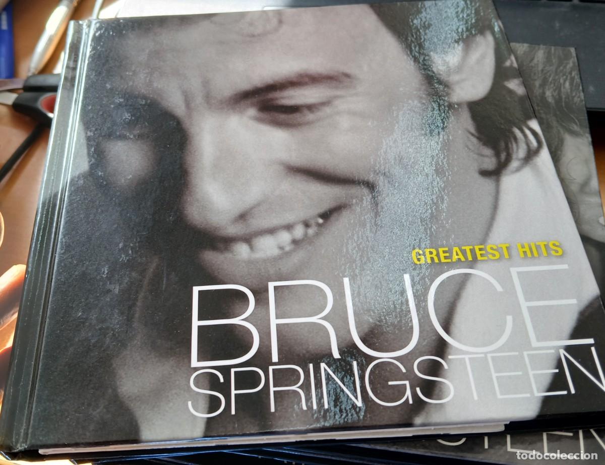 CDs de m&uacute;sica: BRUCE SPRINGSTEEN GREATEST HITS LIBRO + CD - Foto 1