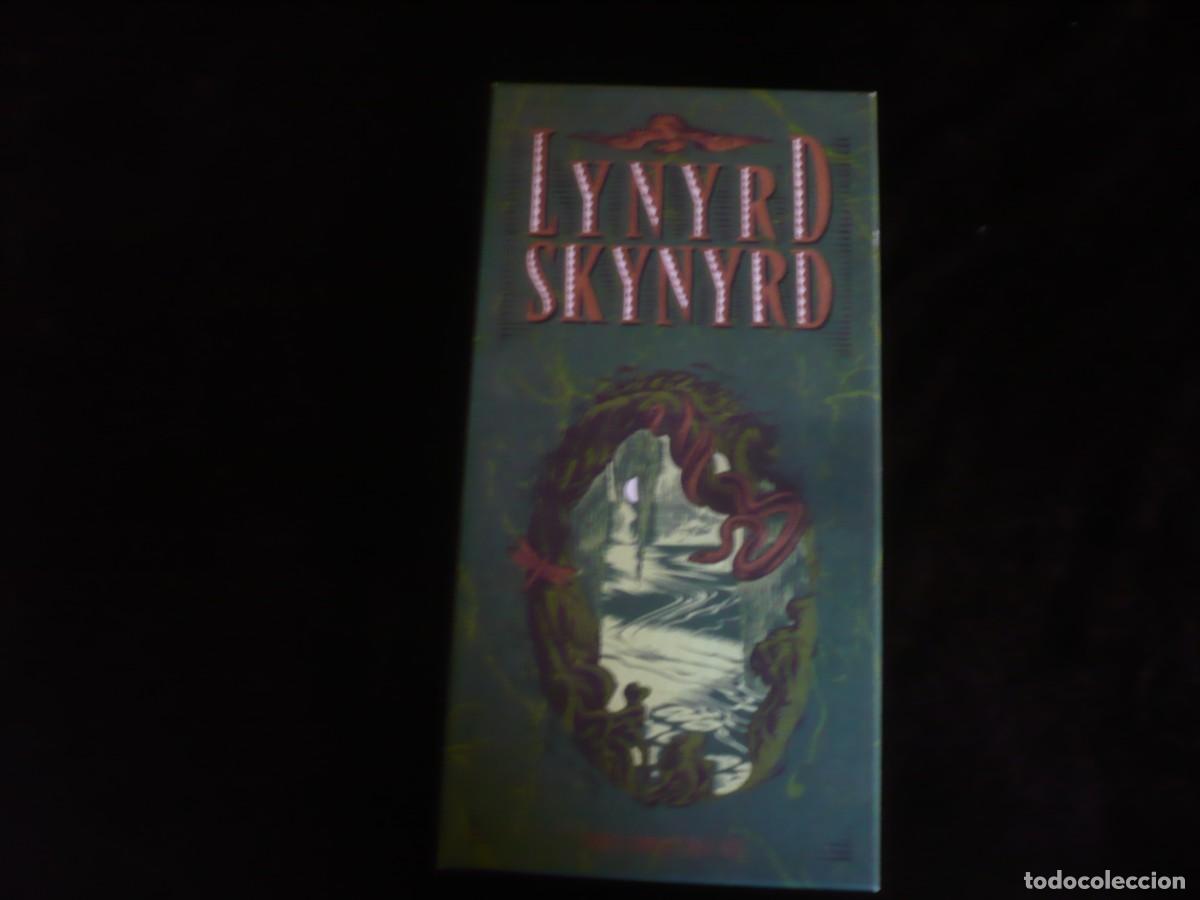 CDs de m&uacute;sica: lynyrd skynyrd - three compact disc set - con 3 cd + libro como nuevos - Foto 1