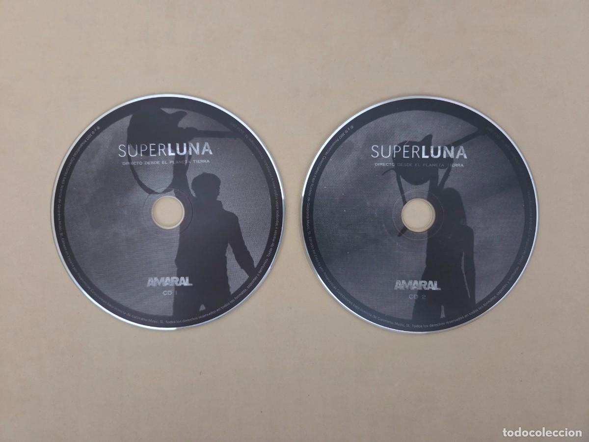 CDs de m&uacute;sica: AMARAL DOBLE CD LIBRO. DIRECTO SUPERLUNA (2017). - Foto 2