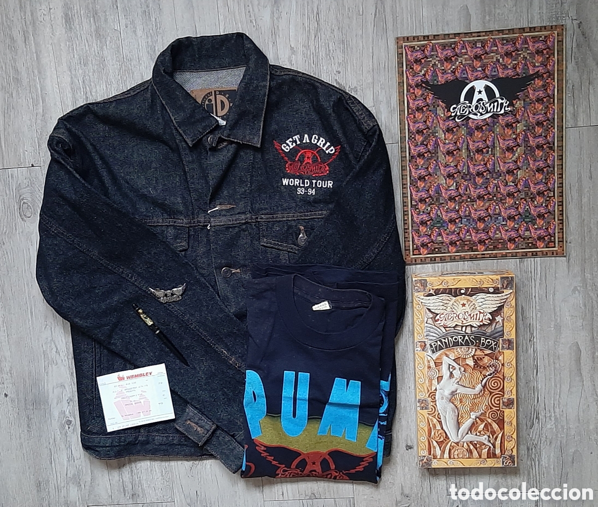 CDs de Musique: AEROSMITH &ndash; &lsquo;&rsquo;BOXSET + PROMO PUMP + CHAQUETA + TOUR PROG. + TICKET + BOLI&PIN&rsquo;&rsquo;.