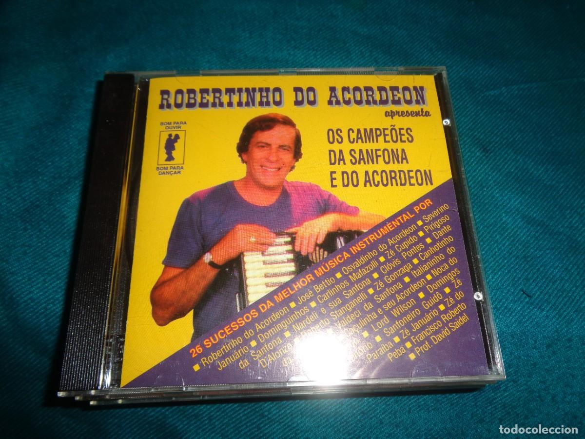CDs de M&uacute;sica: ROBERTINHO DO ACORDEON PRESENTA : OS CAMPEOES DA SANFONA E DO ACORDEON. BRASIL. CD. IMPECABLE