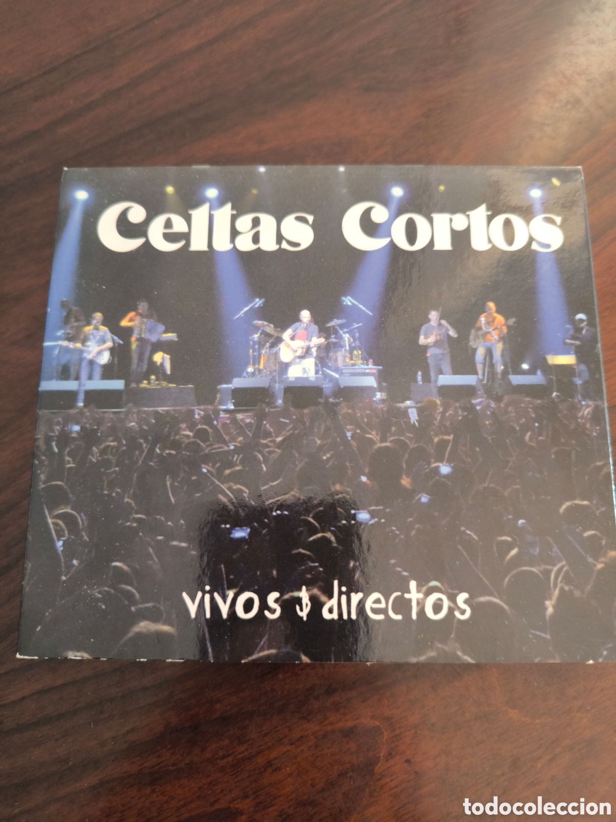 CDs de M&uacute;sica: 2cds+Dvd Celtas Cortos. Vivos y Directos. Digipack