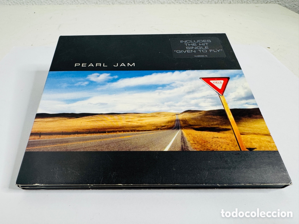 CDs de m&uacute;sica: CD &rdquo;Yield&rdquo; de la banda Pearl Jam - Foto 2