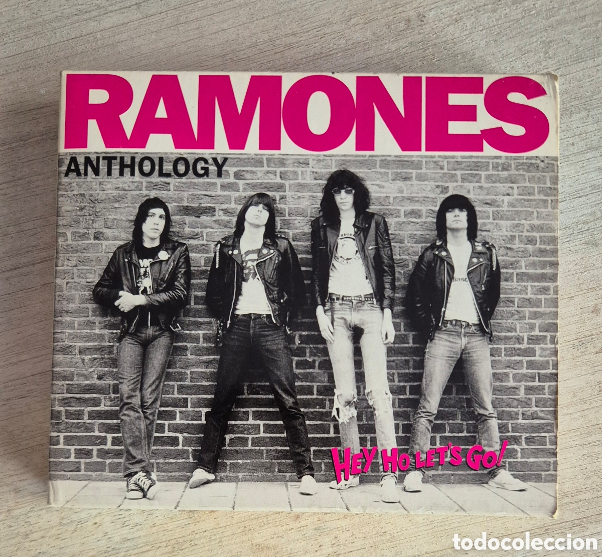 CDs de M&uacute;sica: Ramones - Anthology Doble CD m&aacute;s libro