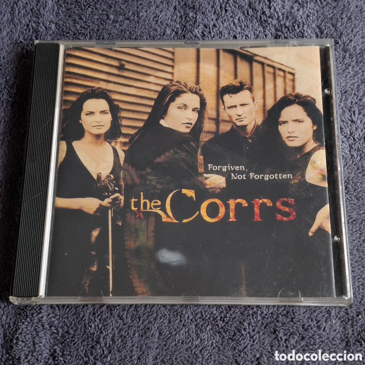 CDs de M&uacute;sica: CD75. The Corrs - Forgiven Not Forgotten, CD &Aacute;lbum, El Pa&iacute;s, 2003.