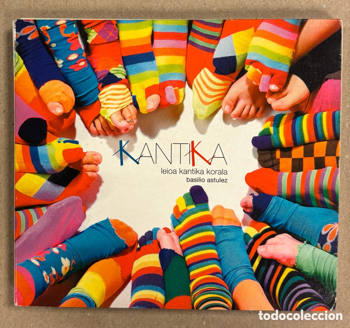 CDs de M&uacute;sica: CD + DVD. KANTIKA. LEIOA KANTIKA KORALA. BASILIO ASTULEZ.