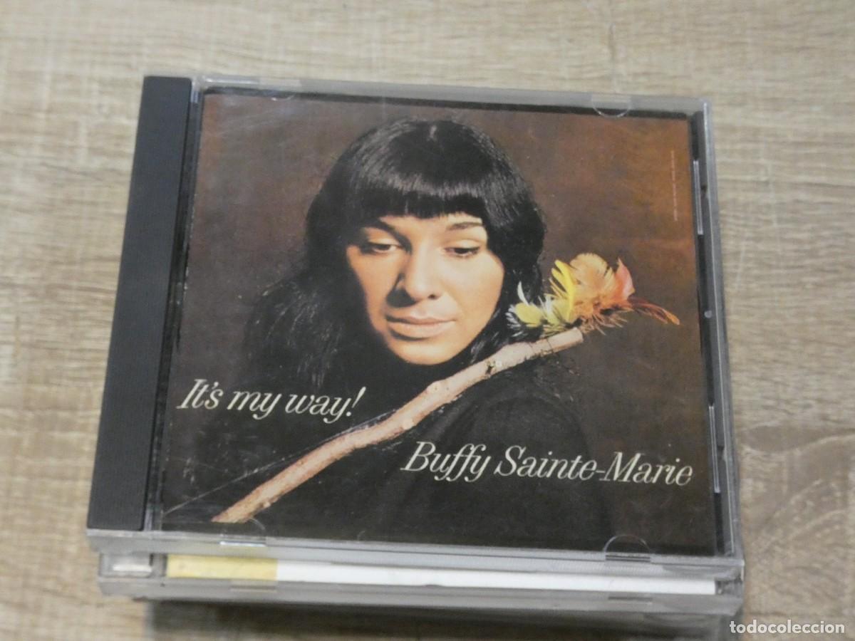 CD de M&uacute;sica: ARKANSAS1980 CAJJ704 CD SE&Ntilde;ALES DE USO MINIMAS BUFFY SAINTE-MARIE