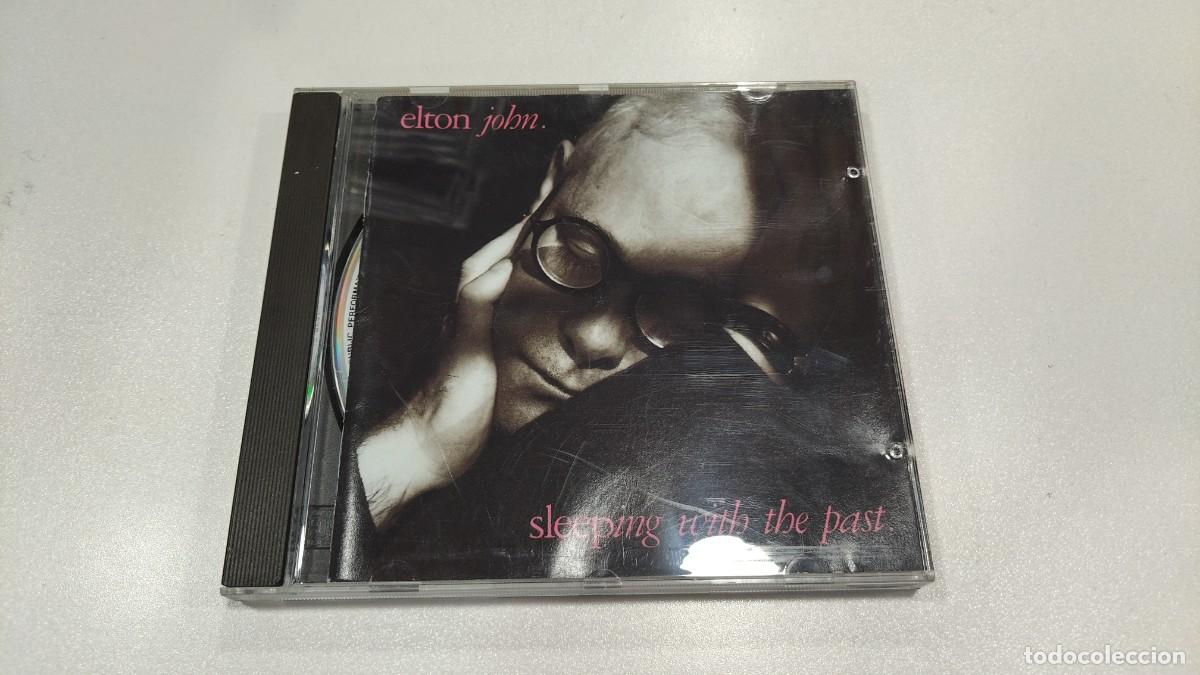 CDs de M&uacute;sica: COL7-ELTON JOHN SLEEPING WITH THE PAST- CD