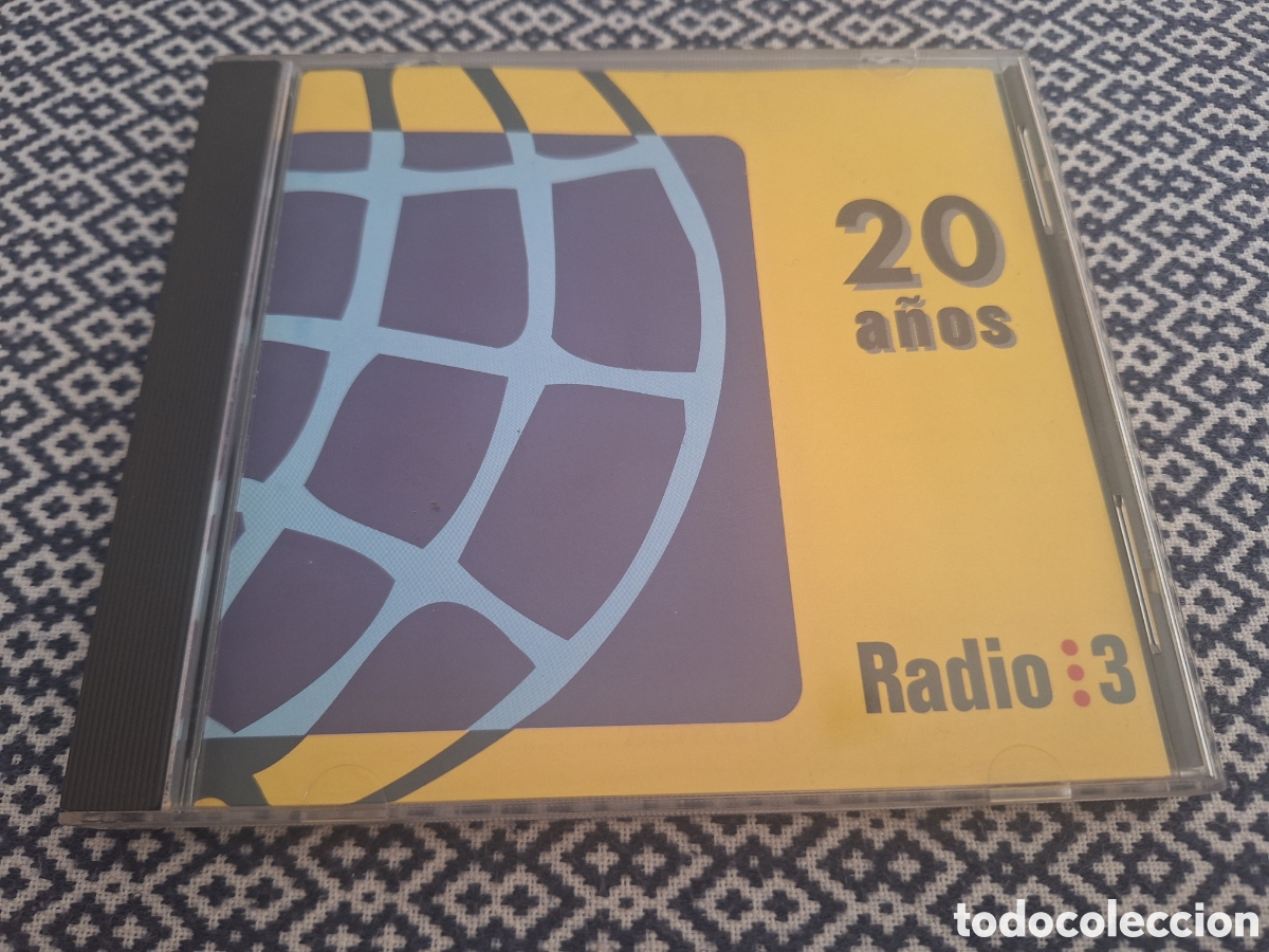 CDs de M&uacute;sica: CD 20 A&Ntilde;OS RADIO 3 LOQUILLO Y LOS INTOCABLES ALASKA PEGAMOIDES LA MODE