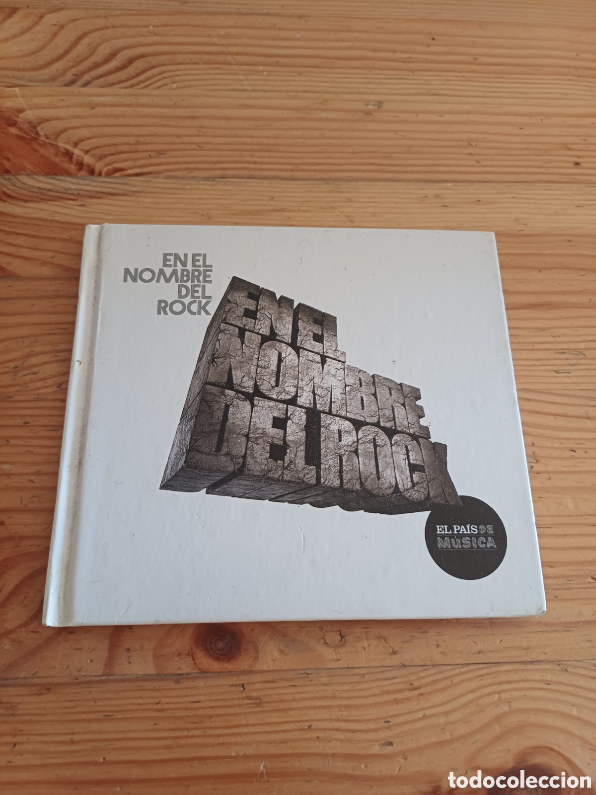 CDs de M&uacute;sica: En el nombre del rock El pa&iacute;s de m&uacute;sica CD Le&ntilde;o Barricada M-Clan Triana Marea Obus Topo Baron Rojo
