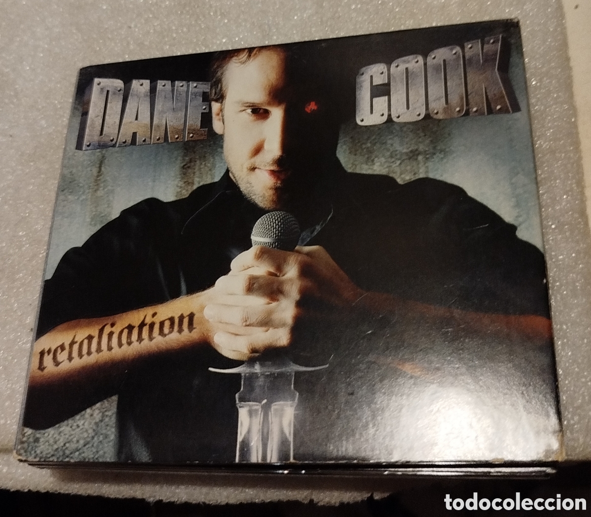 CDs de M&uacute;sica: Dane Cook - Retaliation. 2 CD + DVD