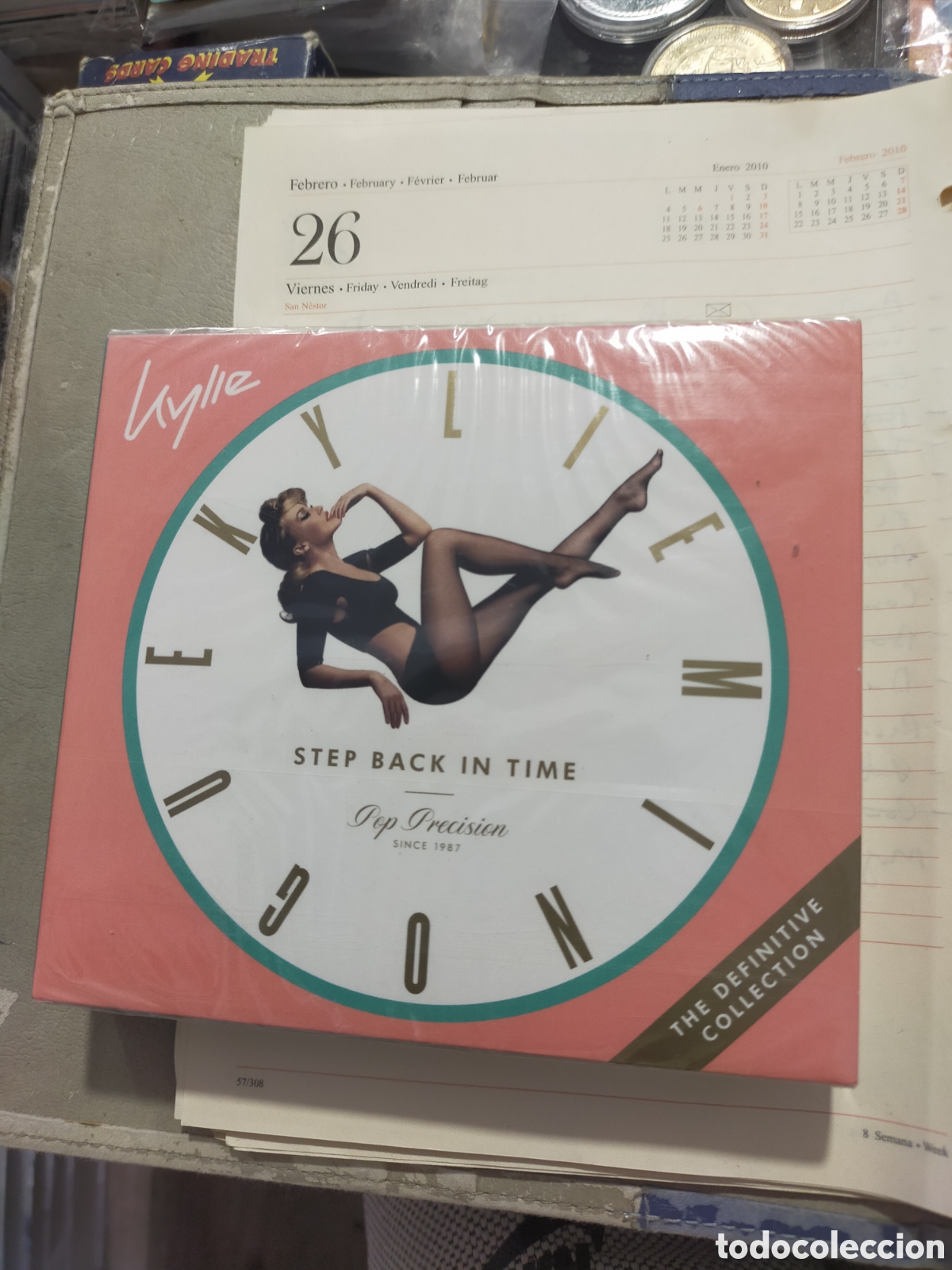 CDs de M&uacute;sica: STEP BACK IN TIME KYLIE THE DEFINITIVE COLLECTION NUEVO Y PRECINTADO