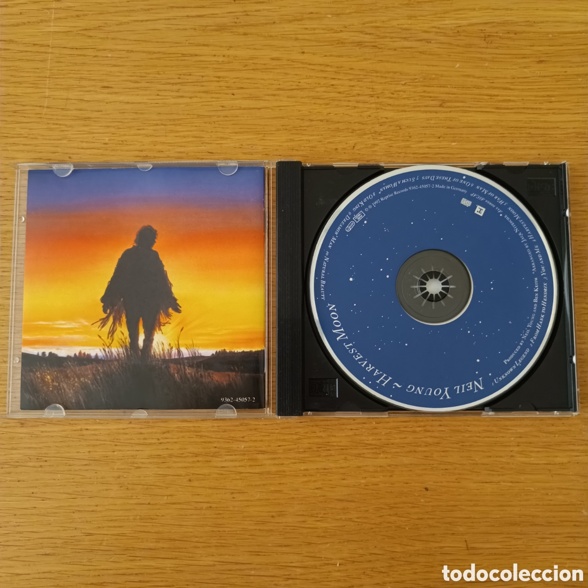 CDs de m&uacute;sica: Neil Young CD Harvest Moon - Foto 3