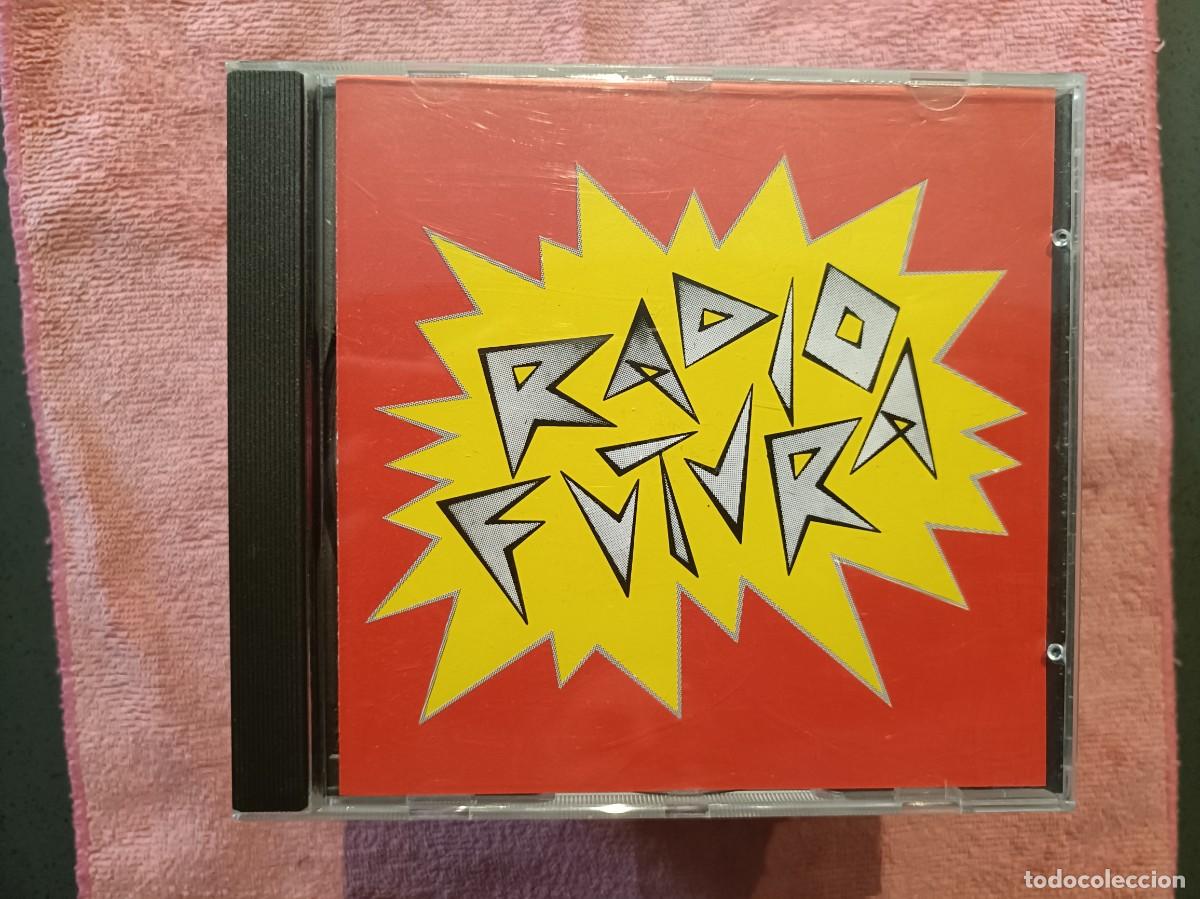 CD de M&uacute;sica: Radio Futura - La estatua del jard&iacute;n bot&aacute;nico, Muchachita, Zombi, ... - CD.