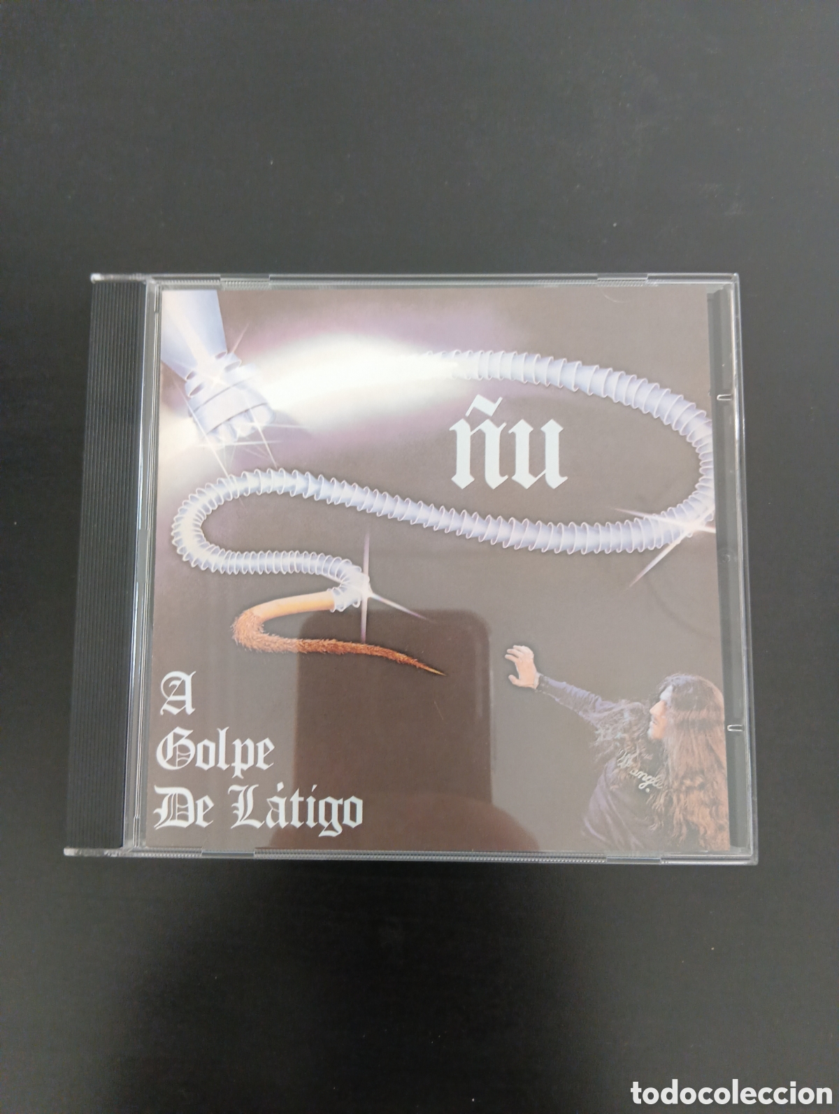 CD de M&uacute;sica: &Ntilde;U: A golpe de l&aacute;tigo