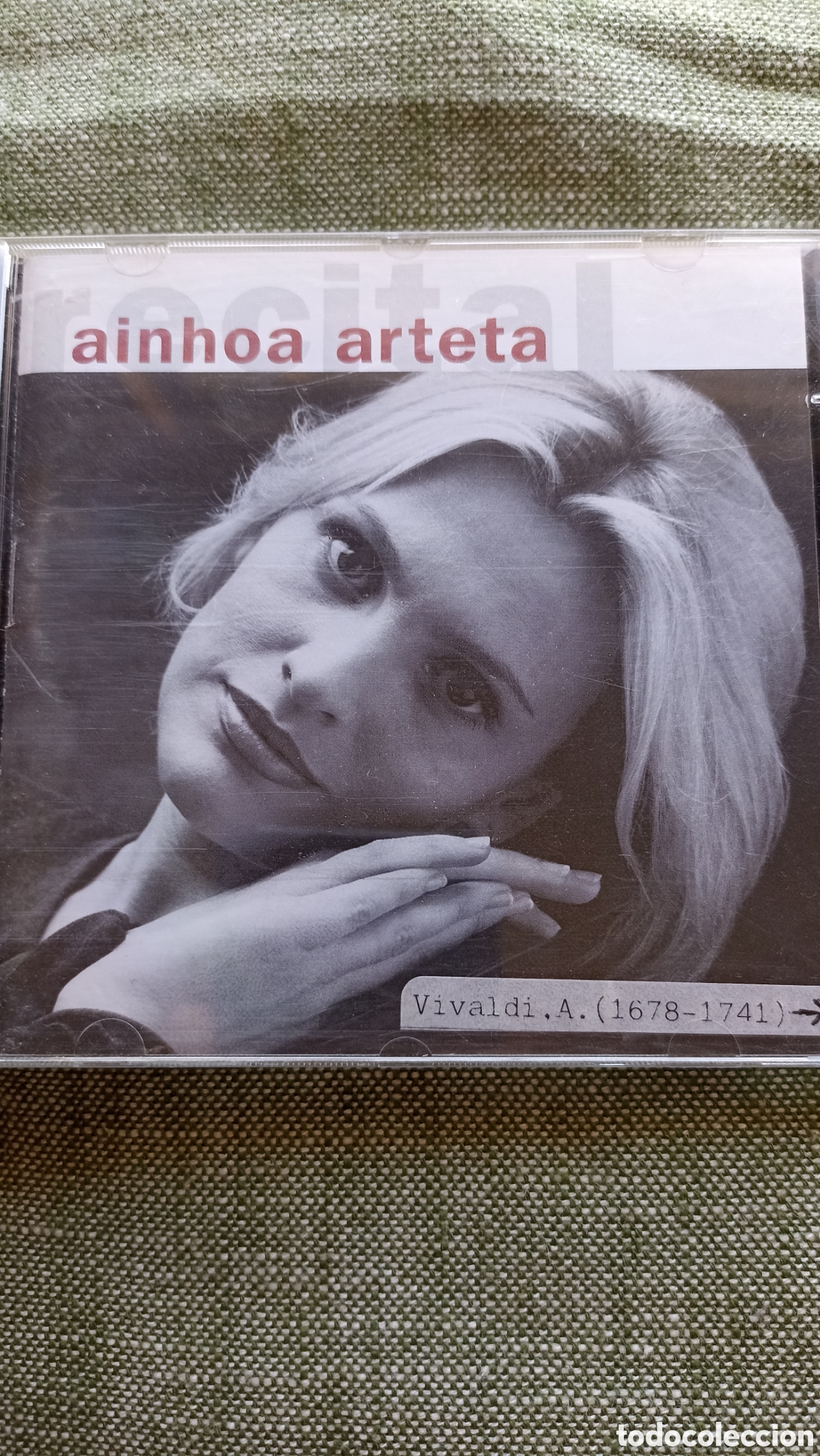 CDs de M&uacute;sica: CD &rdquo;Recital&rdquo; de la soprano Ainhoa Arteta (que incluye obras de Vivaldi, Respighi y otros autores)