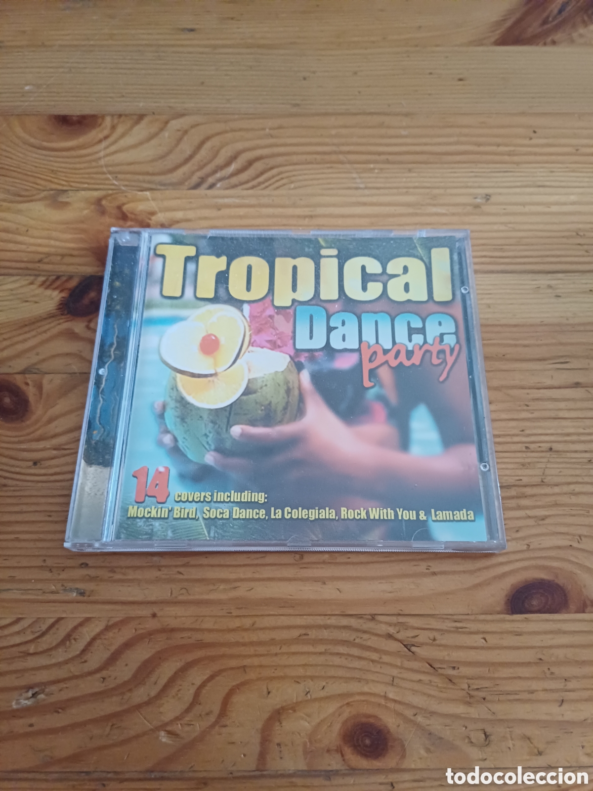 CD de M&uacute;sica: Tropical dance party CD La colegiala Lambada Banana Sweat La cumbia Dance dance Kozmik