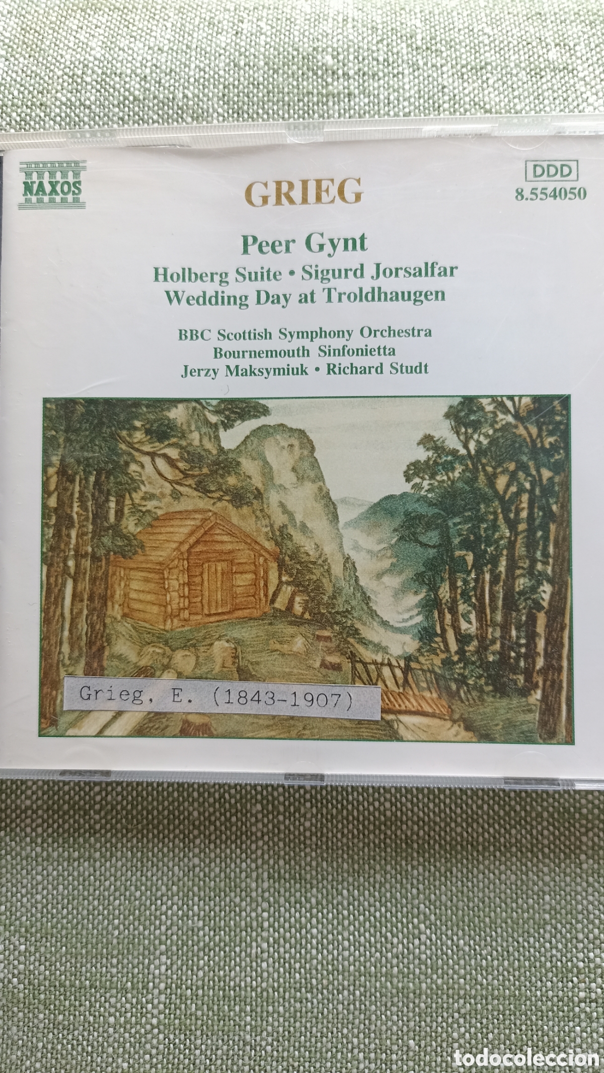 CDs de M&uacute;sica: Edvard Grieg, incluyendo las suites Peer Gynt.