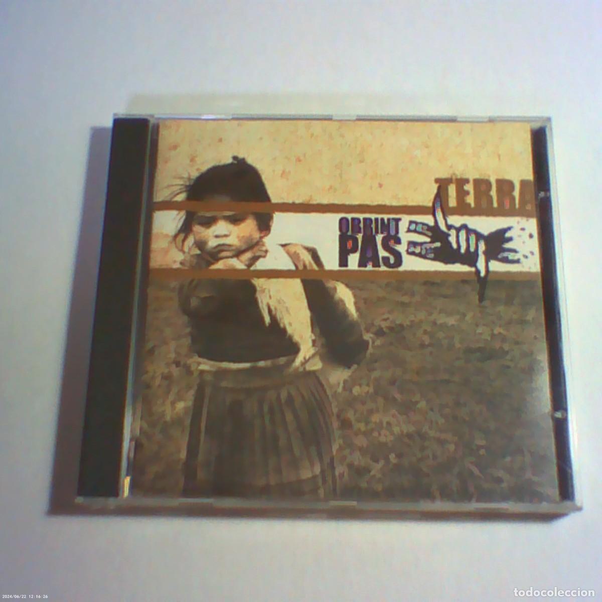 CDs de M&uacute;sica: cd obrint pas. terra. propaganda 2002 cat. 13 temes. llibret (bon estat)