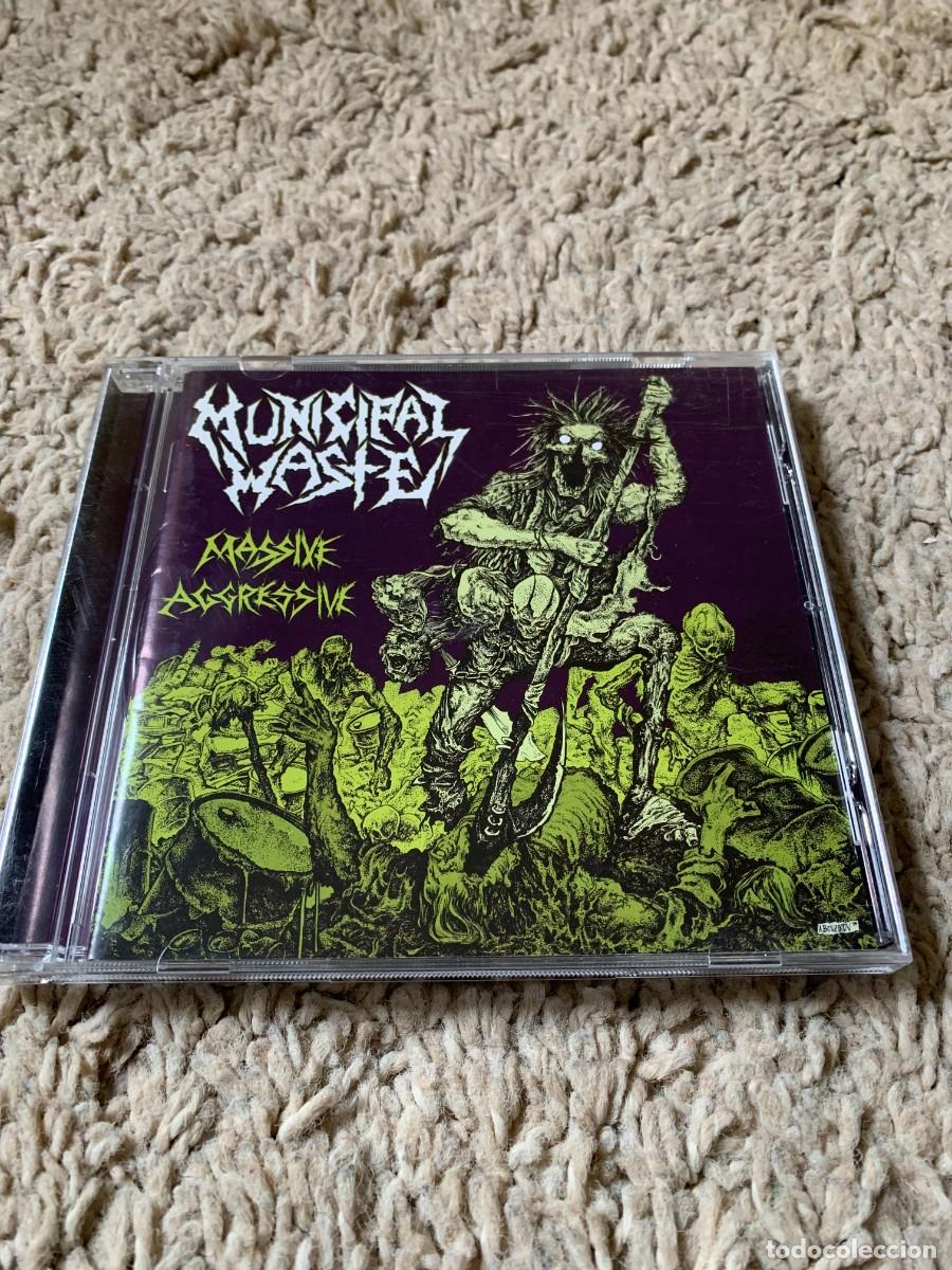 Music CDs: CD. MUNICIPAL WASTE. MASSIVE AGRESIVE. INCLUYE LIBRILLO. BUENA CONSERVACION