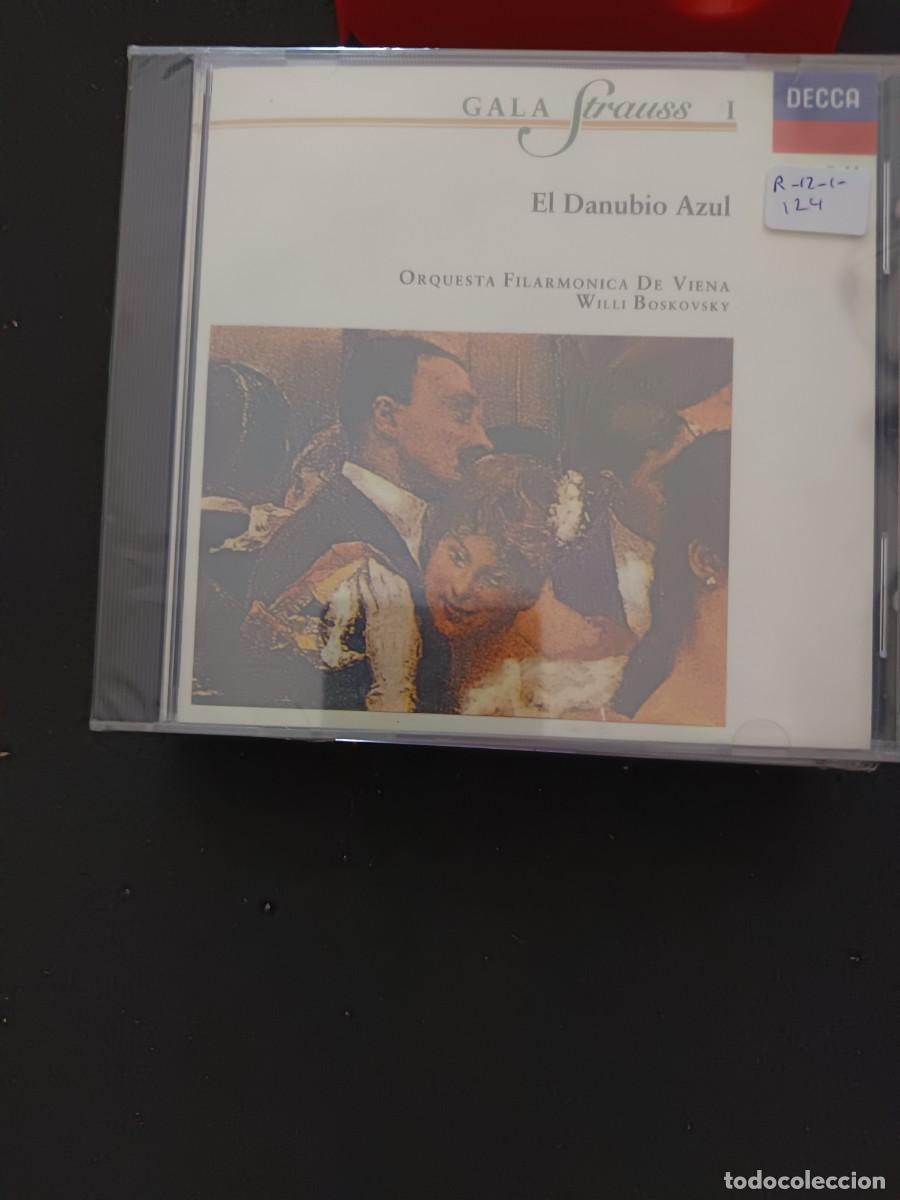 CDs de M&uacute;sica: GALA STRAUSS I. EL DANUBIO AZUL. DIR.: WILLI BOSKOVSKY. ORQUESTA FILARM&Oacute;NIOCA DE VIENA