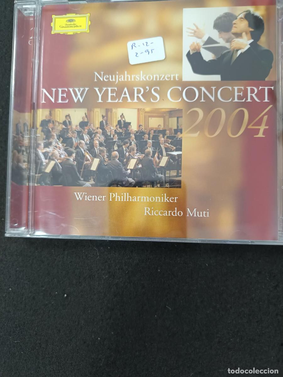 CDs de M&uacute;sica: 2 CD. NEW YEAR'S CONCERT 2004. DIR.: RICARDO MUTI. WIENER PHILHAMONIKER. 2 CD