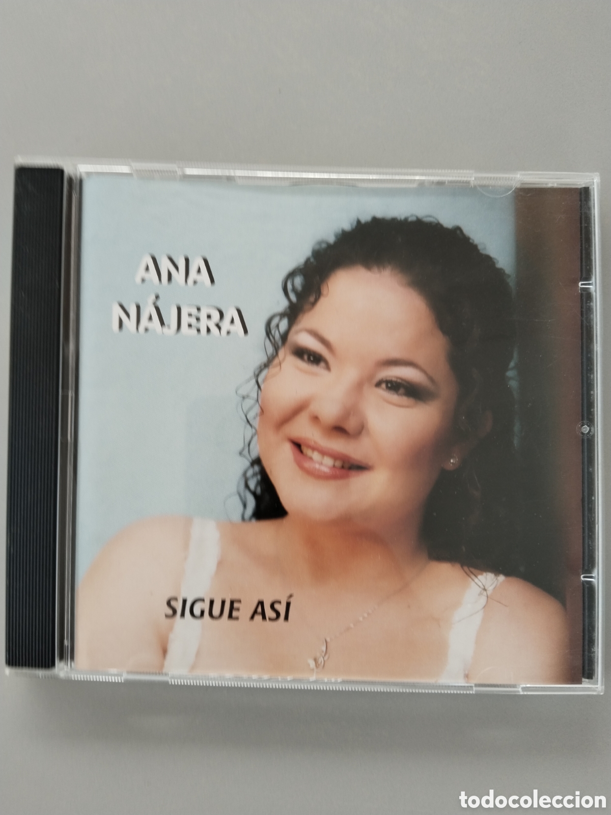 CDs de M&uacute;sica: Ana N&aacute;jera sigue as&iacute; cede con doce temas