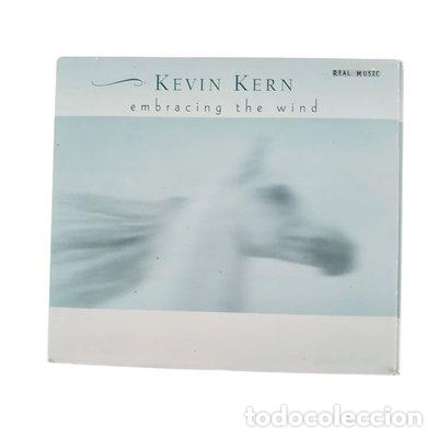 CDs de m&uacute;sica: Embracing the Wind- 0046286260028