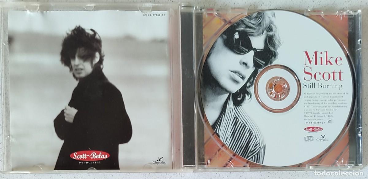 CDs de m&uacute;sica: MIKE SCOTT - STILL BURNING (CD) 1997 - 10 TEMAS - Foto 2