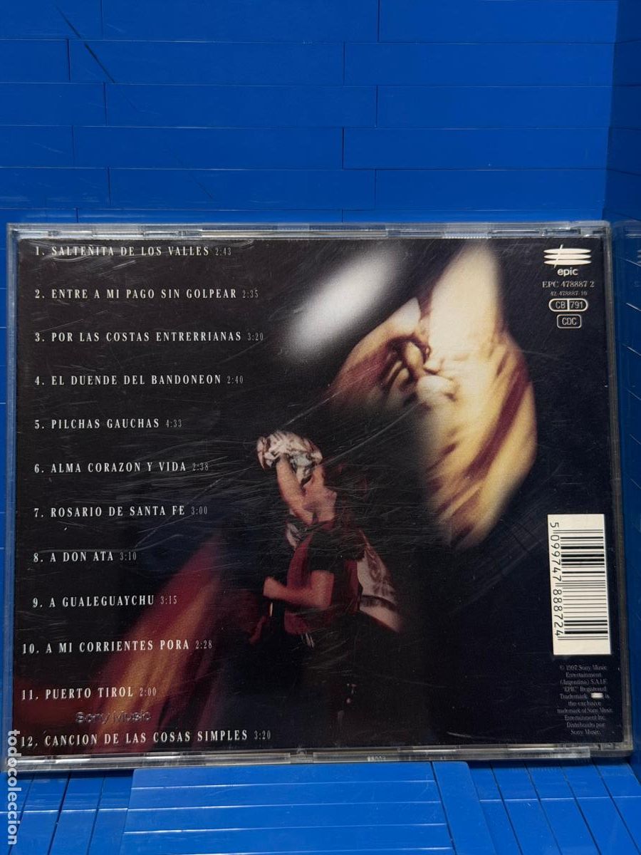 CDs de m&uacute;sica: PONCHO AL VIENTO &ndash; SOLEDAD &ndash; 1996 &ndash; CD - Foto 2