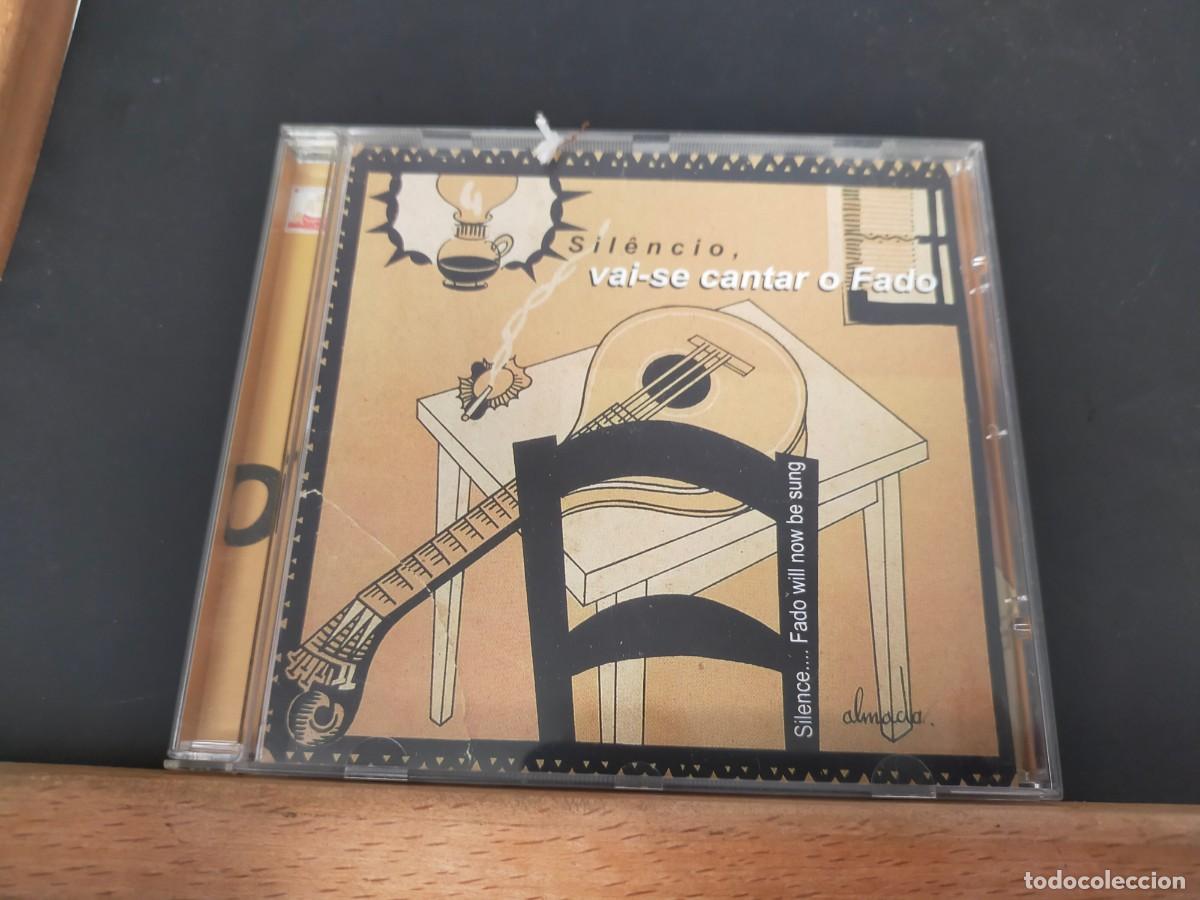 CDs de m&uacute;sica: SIL&Eacute;NCIO... VAI-SE CANTAR O FADO. SILENCE... FADO WILL NOW BE SONG. CNM. 10 TEMAS. 1998