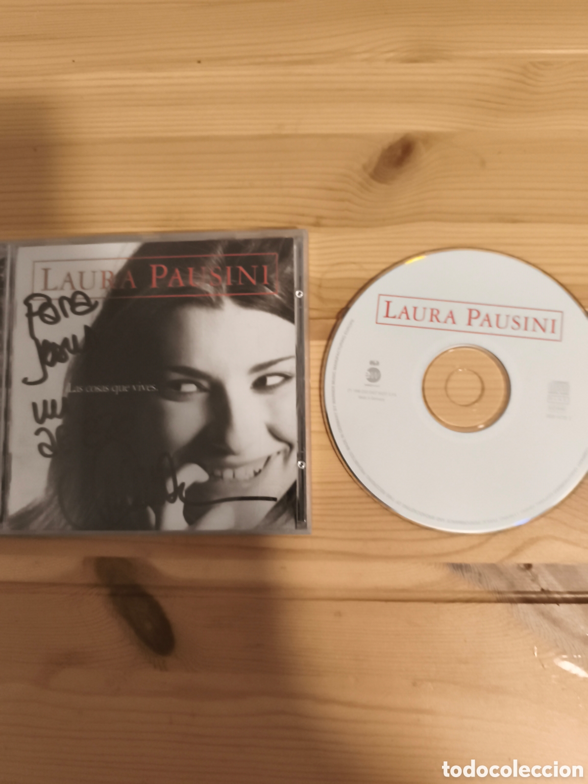 CDs de m&uacute;sica: Antiguo CD de Laura Pausini Las cosas que vives firmado