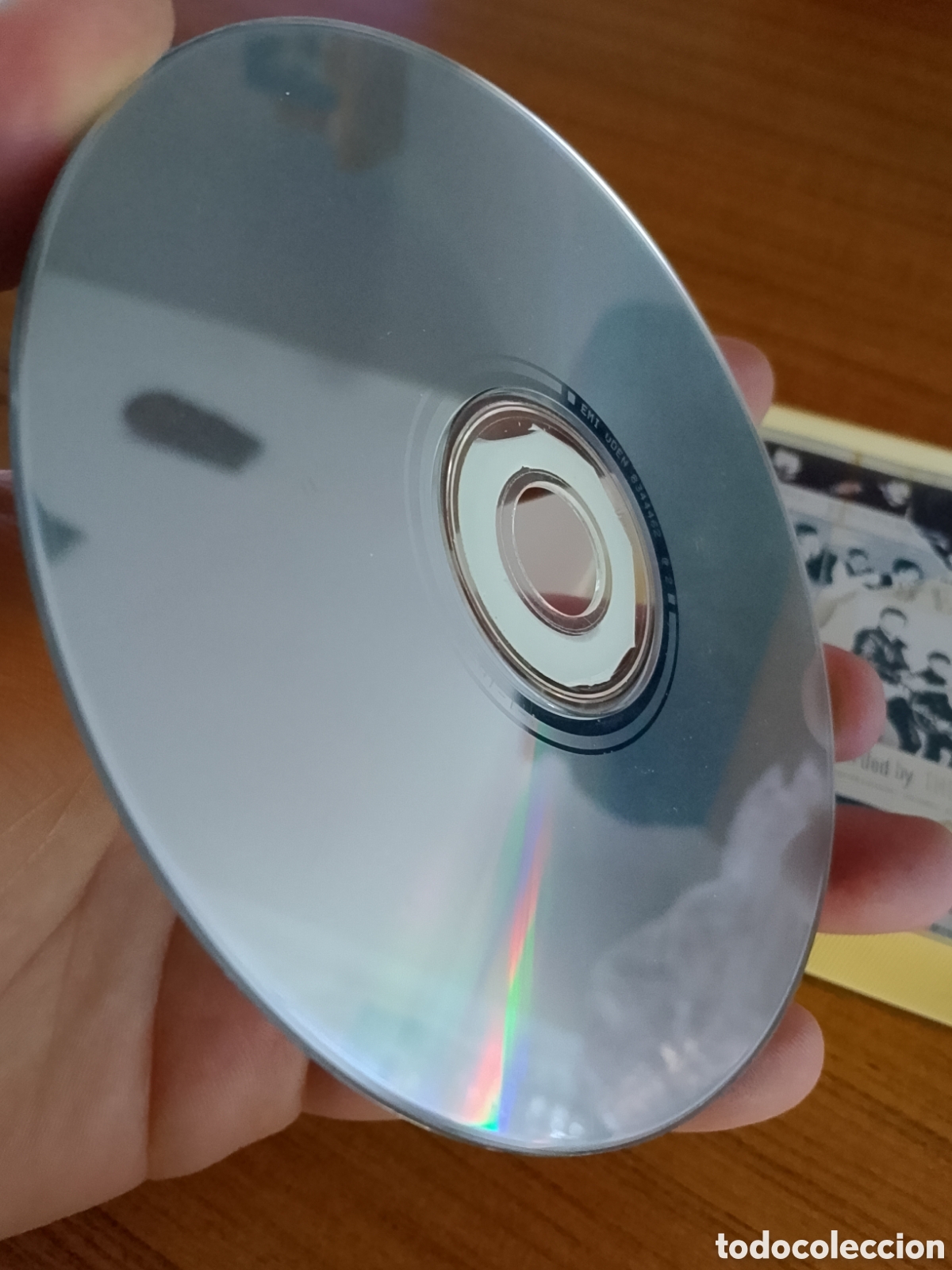 CDs de m&uacute;sica: CD DE LOS BEATLES Y LIBRO DE EPOCA DE HUNTER DAVIS DE LOS BEATLES - Foto 5