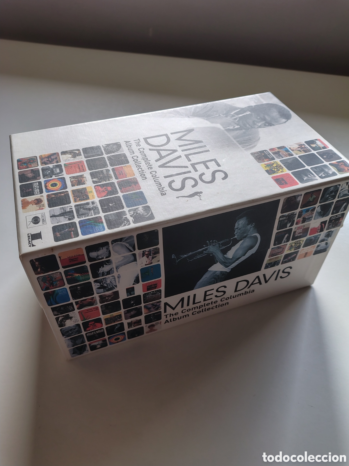 CDs de m&uacute;sica: MILES DAVIS The Complete Columbia Album Collection ( 2009 EU ) BOX SET 70 CD + 1 DVD LIBRO 250 PGS