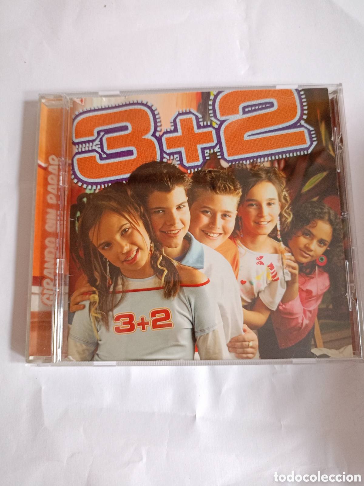 CDs de m&uacute;sica: 3 + 2 Girando sin parar CD ALBUM DEL A&Ntilde;O 2004 MUSICA INFANTIL CONTIENE 13 TEMAS