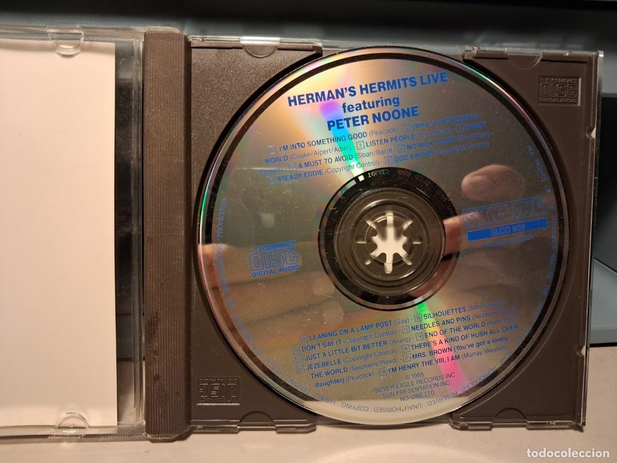 CDs de m&uacute;sica: CD HERMAN&acute;S HERMITS LIVE ( CON PETER NOONE) - Foto 2