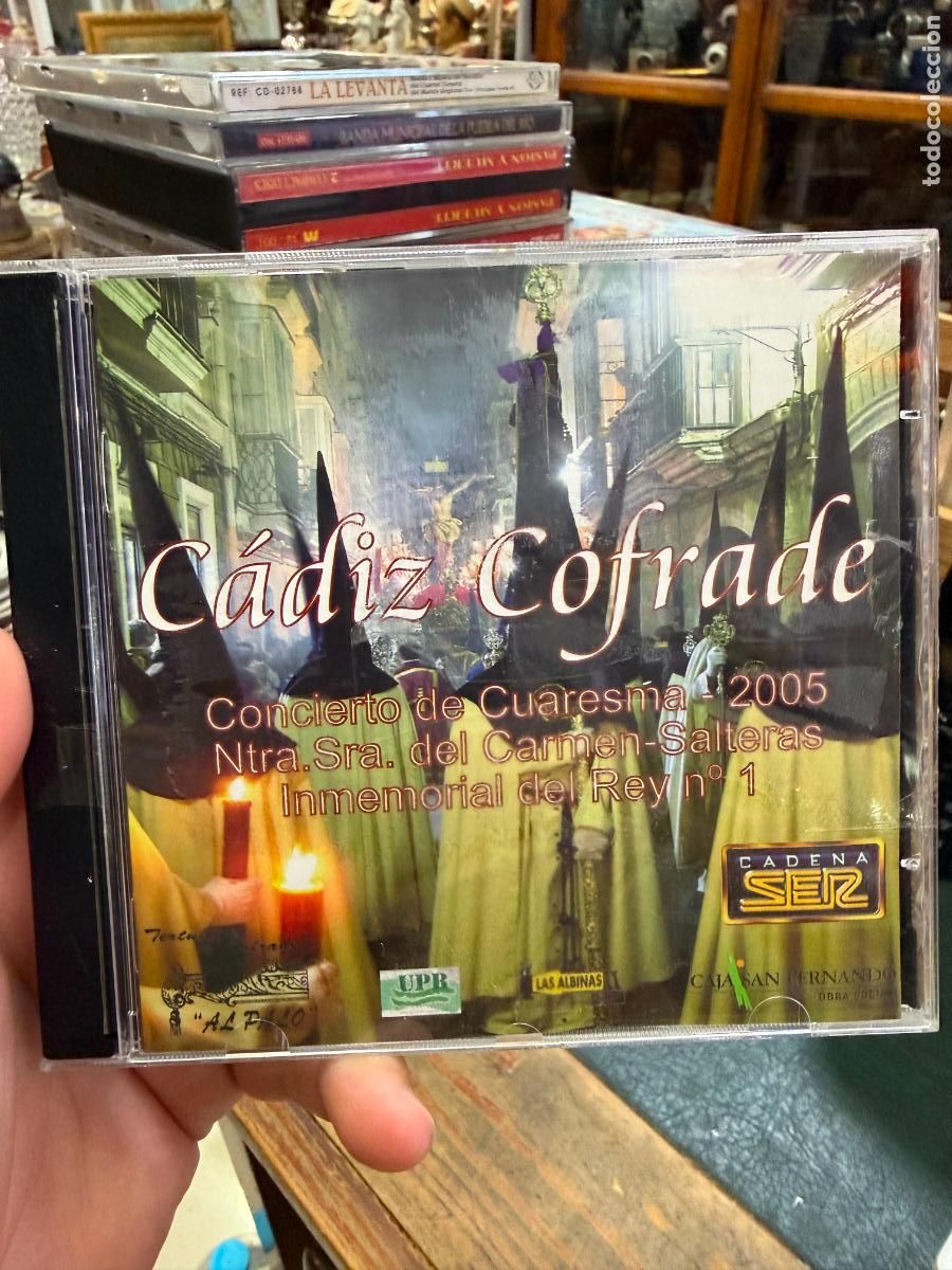 CDs de m&uacute;sica: CD SEMANA SANTA CADIZ COFRADE- CARMEN DE SALTERAS E INMEMORIAL DEL REY