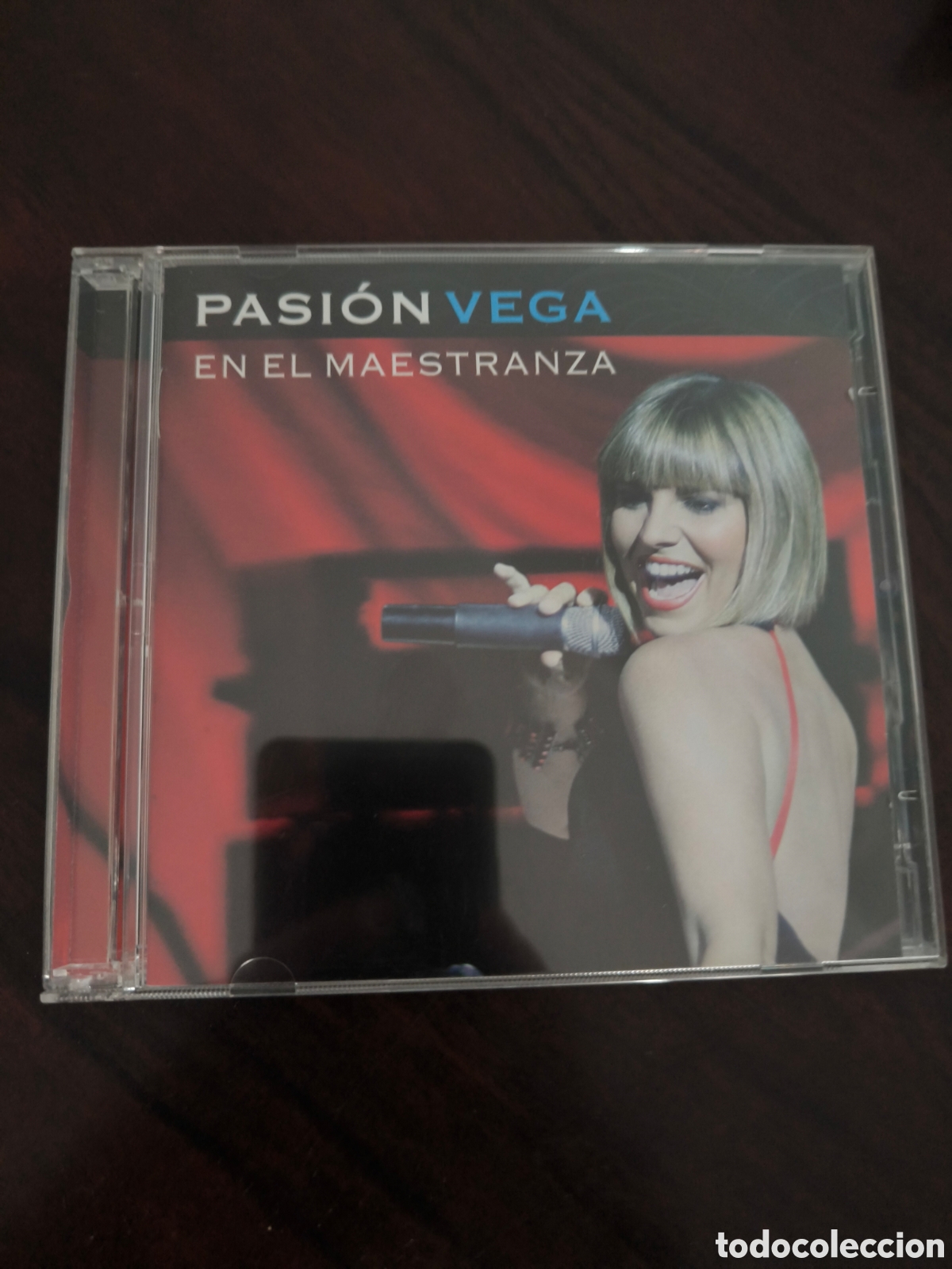 CDs de m&uacute;sica: CD+DVD Pasi&oacute;n Vega. En el Maestranza