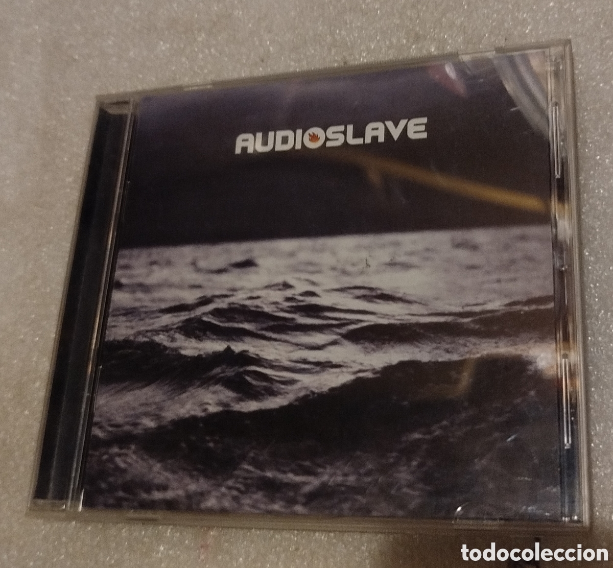 CDs de m&uacute;sica: Audioslave &lrm;&ndash; Out Of Exile