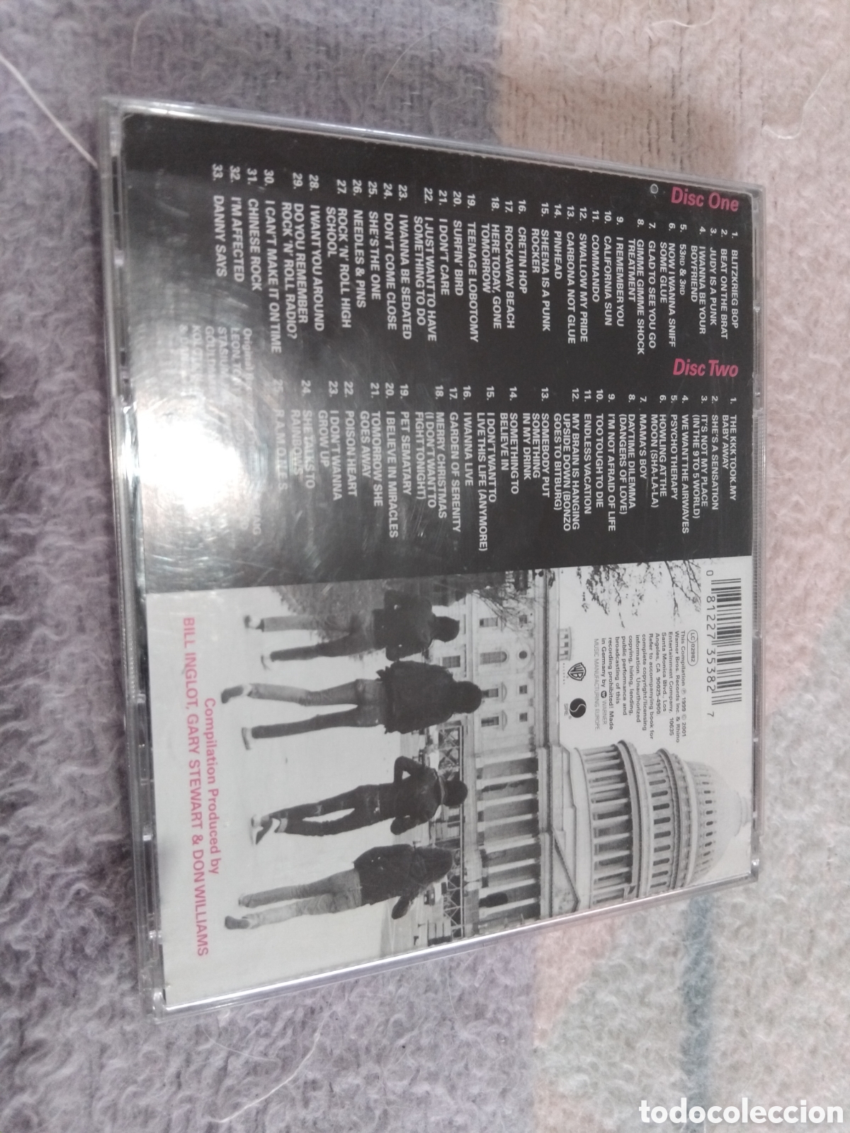 CDs de m&uacute;sica: RAMONES CD ANTHOLOGY (CD 1 ROTO) - Foto 2